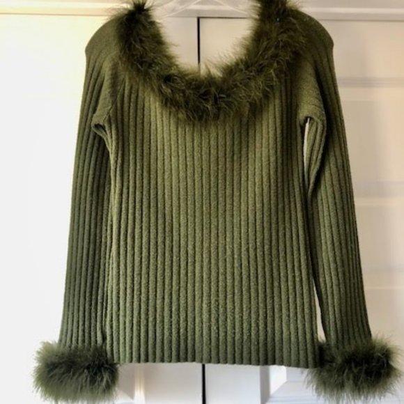 Y2K VERTIGO PARIS Olive Feather Collar & Cuff Sweater Rib Knit SZ M - Picture 2 of 3